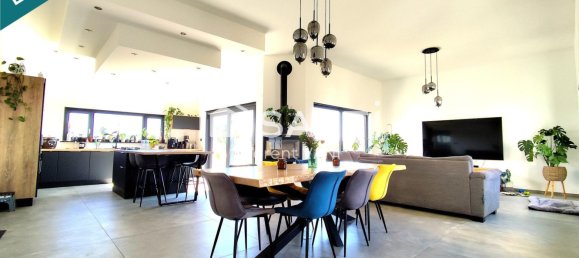 3 bedrooms House in Tromborn, France No. 248146 5