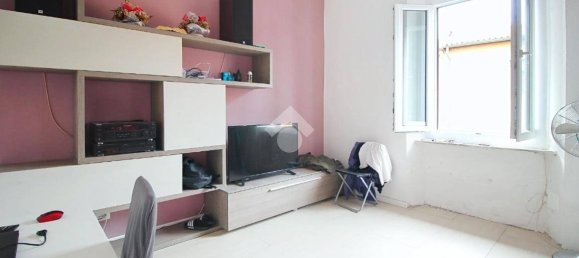 1 bedroom Apartment in Livorno, Italy No. 278934 7