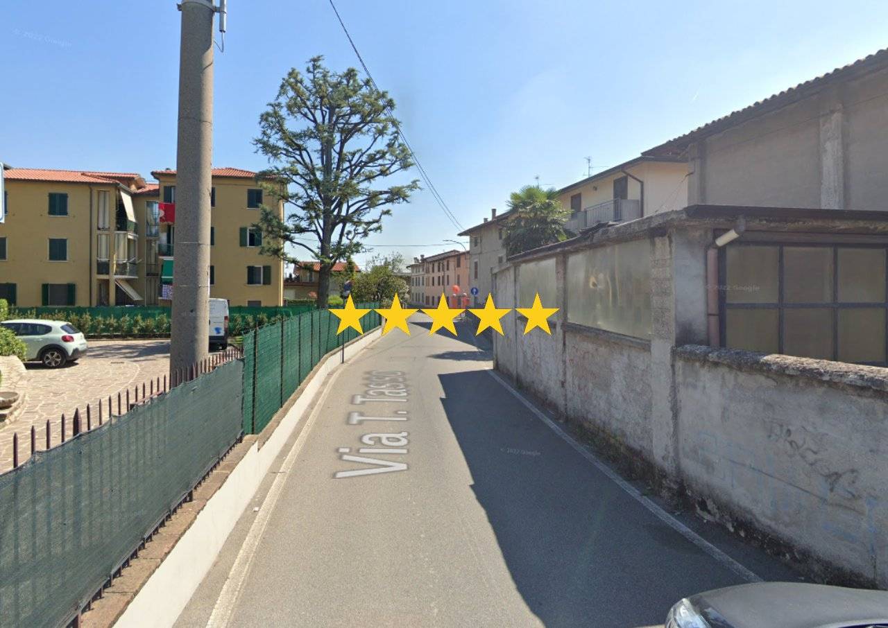 2 bedrooms Apartment in Cologno al Serio, Italy No. 385487