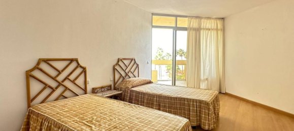 Apartamento de 2 dormitorios en Marbella, Spain No. 19791 6