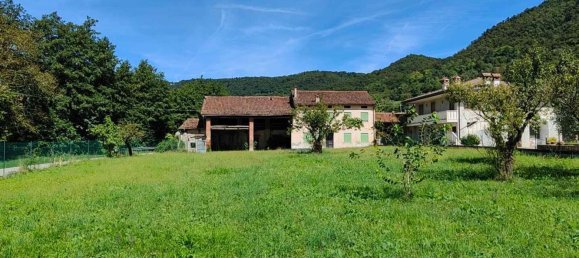 5 bedrooms House in Isola Vicentina, Italy No. 330654 3