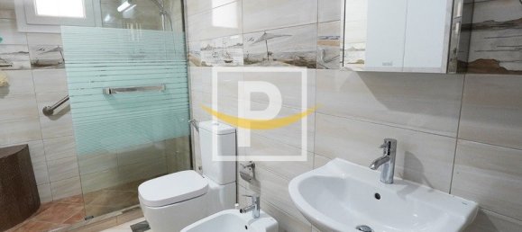 5 bedrooms Villa in Dubai, UAE No. 9341 22