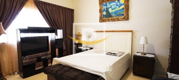 5 bedrooms Villa in Dubai, UAE No. 9341 21