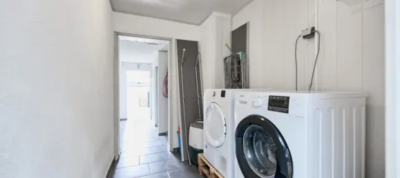 3 bedrooms House in Krefeld, Germany No. 27572 17