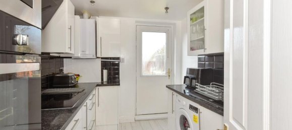 Apartamento de 2 dormitorios en Essex, United Kingdom No. 4160 2