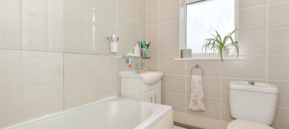 Apartamento de 2 dormitorios en Essex, United Kingdom No. 4160 7