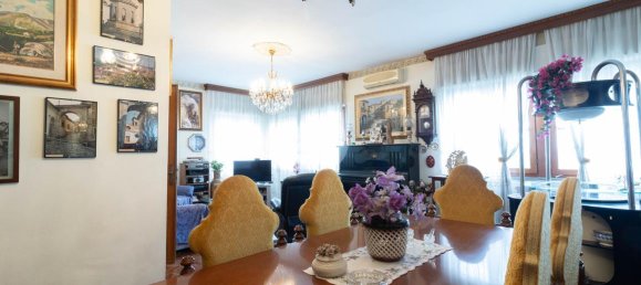 Вилла с 5 комнатами в Латина, Италия № 32999 14