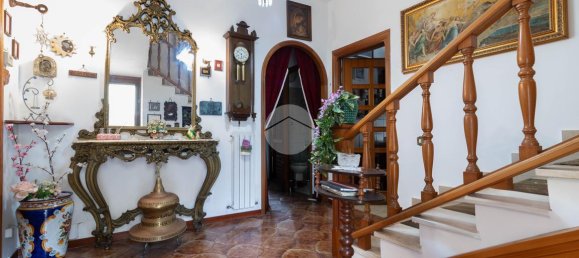 Вилла с 5 комнатами в Латина, Италия № 32999 5