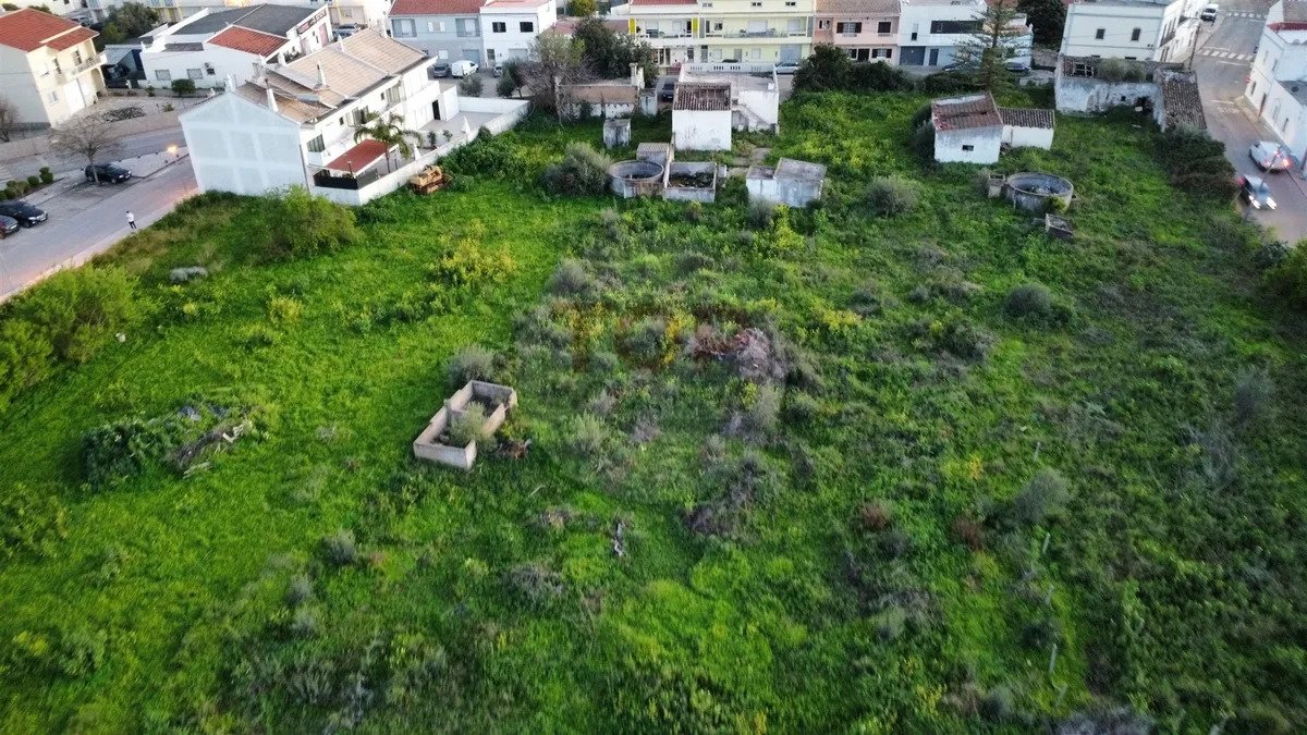  Land in Faro, Portugal No. 74793