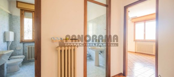 7غرفة شقة في Reggio Emilia, Italy رقم 73769 20