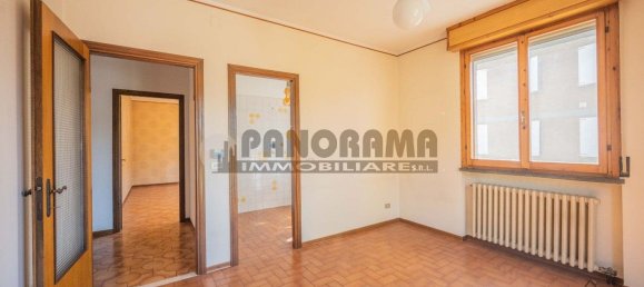 7غرفة شقة في Reggio Emilia, Italy رقم 73769 25