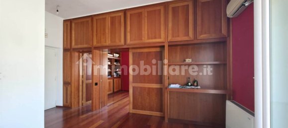 3 bedrooms Apartment in Cosenza, Italy No. 306112 3