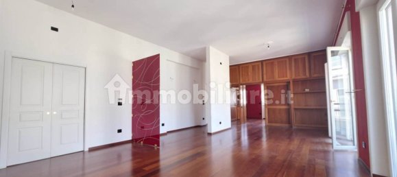 3 bedrooms Apartment in Cosenza, Italy No. 306112 2