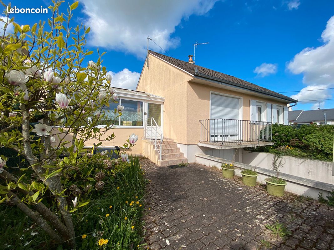 2 bedrooms House in Authon-du-Perche, France No. 273981