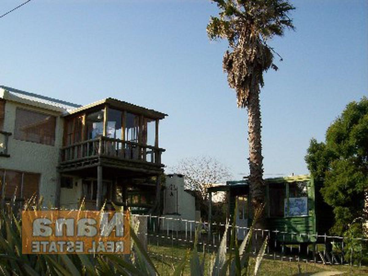 2 bedrooms House in Maldonado, Uruguay No. 5627