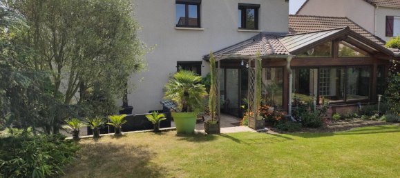 5 bedrooms House in Cergy, France No. 328737 2