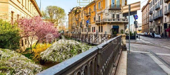 3 bedrooms Penthouse in Milan, Italy No. 354620 2