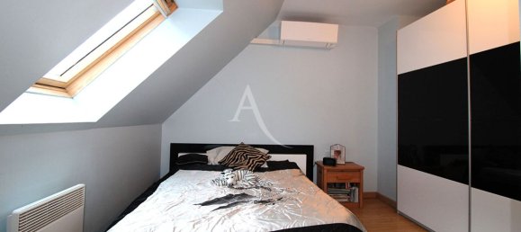 4 bedrooms House in Blois, France No. 65749 6