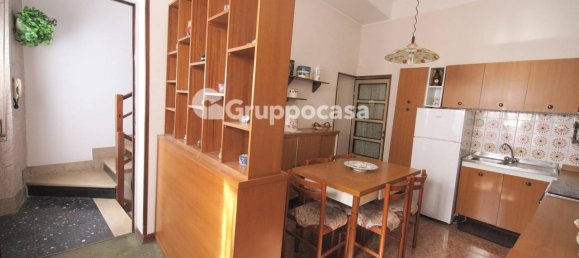 Edificio de 3 habitaciónes en Inveruno, Italy No. 90707 7