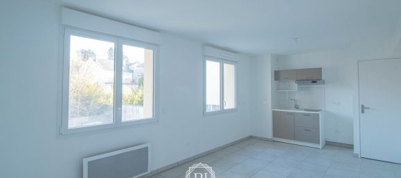 2 bedrooms Apartment in Angers, France No. 183487 2