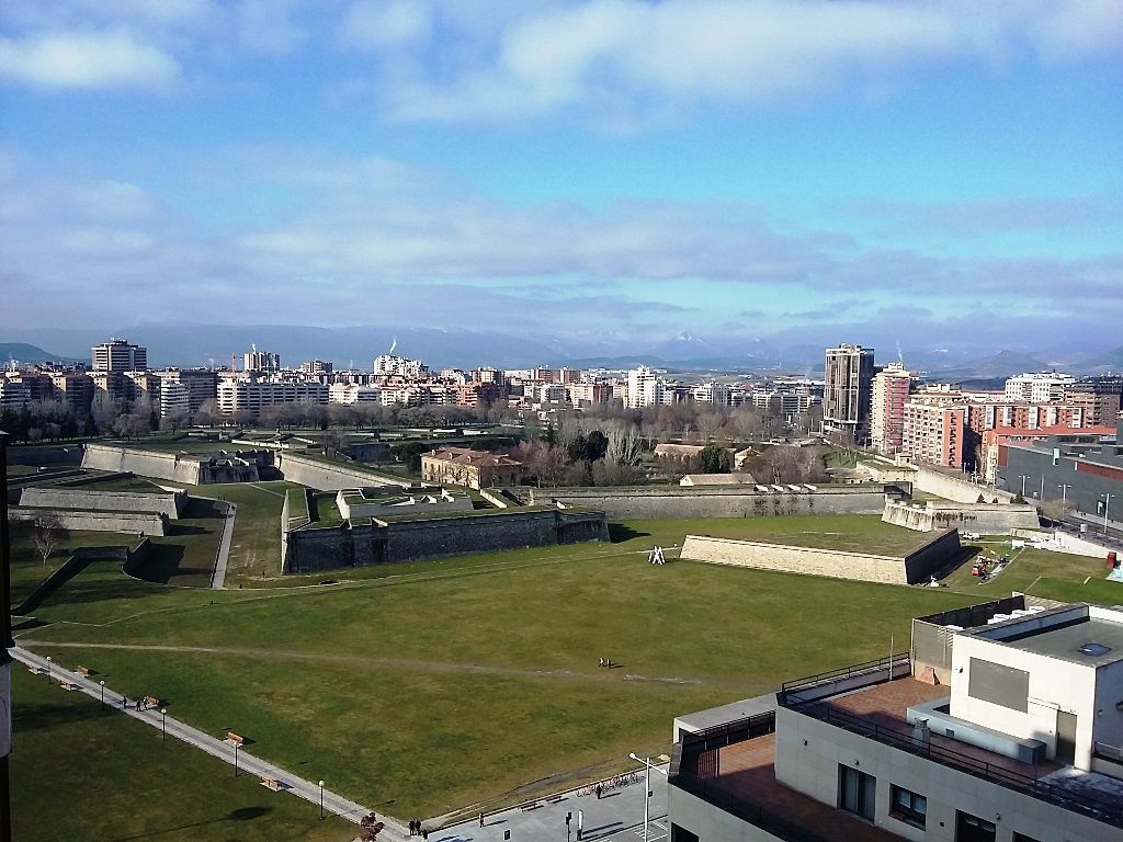 20 غرف نوم منزل في Chartered Community of Navarre, Spain رقم 211849