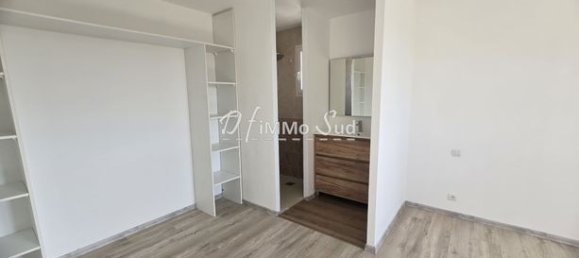 3 bedrooms House in Narbonne, France No. 310157 8