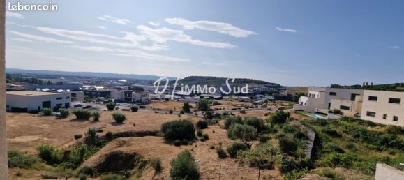 3 bedrooms House in Narbonne, France No. 310157 4