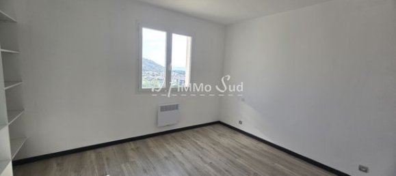 3 bedrooms House in Narbonne, France No. 310157 10