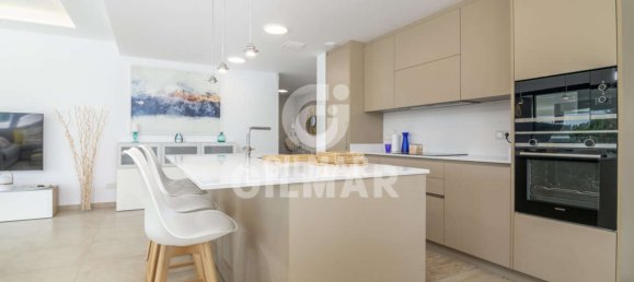 3 Schlafzimmer Wohnung in Estepona, Spain, Nr. 129090 7