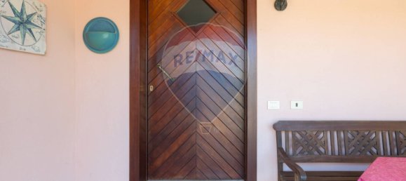 Villa de 3 dormitorios en Quartu Sant'Elena, Italy No. 361998 7