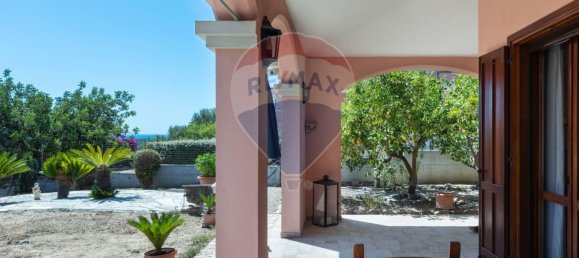 Villa de 3 dormitorios en Quartu Sant'Elena, Italy No. 361998 19