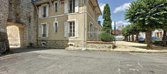 Casa de 3 dormitorios en Chatillon-Coligny, France No. 87635 2