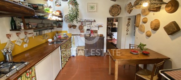 Земельный участок с 3 спальнями в Скансано, Италия № 178524 5