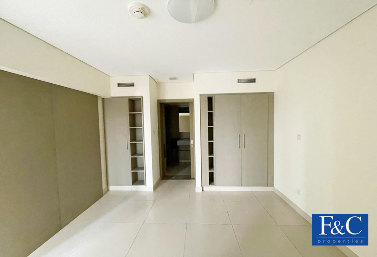 1 bedroom Apartment in THE LOFTS, Downtown Dubai (Downtown Burj Dubai), UAE No. 57832