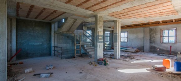 Вилла с 7 комнатами в Трея, Италия № 102589 21