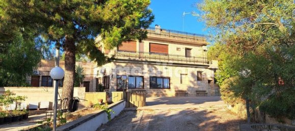 Gewerbliche Immobilie in San Donato di Lecce, Italy 700m², Nr. 313480 2