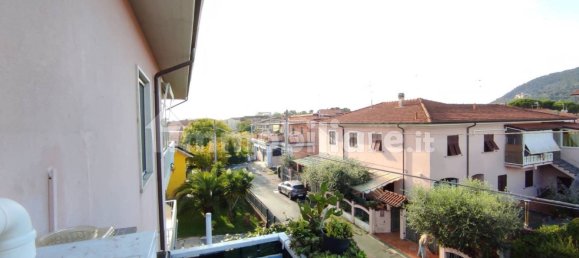 2 bedrooms Apartment in Ameglia, Italy No. 127710 20