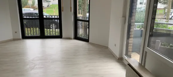 Apartamento de 2 habitaciónes en Dusseldorf, Germany No. 74974 3