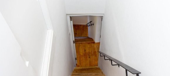 199m² Building in Lisbon, Portugal No. 117054 21