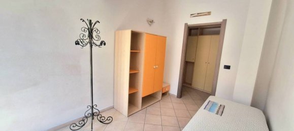 3-salle Appartement à Tovo San Giacomo, Italy No. 276487 14