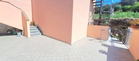 3-salle Appartement à Tovo San Giacomo, Italy No. 276487 3