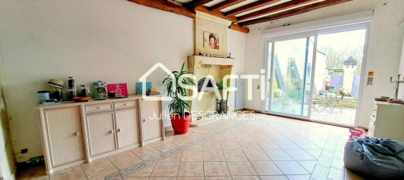 5 bedrooms House in Amboise, France No. 70657 3