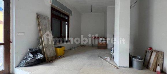 1 room Commercial property in Turin, Italy No. 297540 11