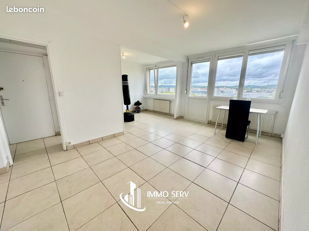 4 rooms Apartment in Thionville, France No. 71530