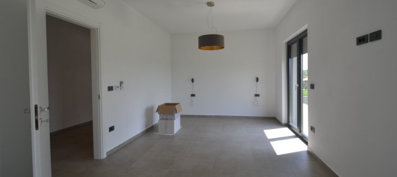 Bungalow de 3 dormitorios en Porec, Croatia No. 178 15