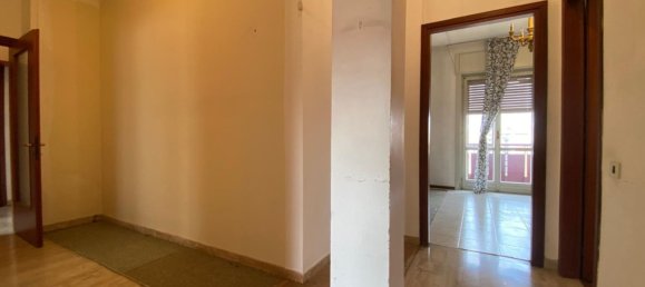 3-salle Appartement à San Donato Milanese, Italy No. 17576 11