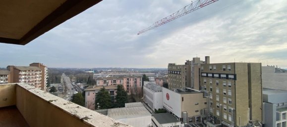 3-salle Appartement à San Donato Milanese, Italy No. 17576 24