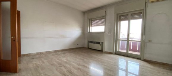 3-salle Appartement à San Donato Milanese, Italy No. 17576 2