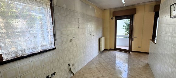 7 rooms Duplex in Pesaro, Italy No. 283440 7