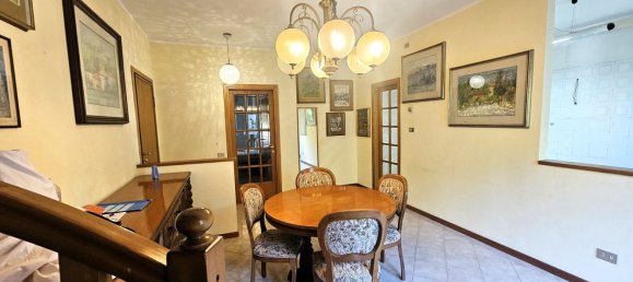 7 rooms Duplex in Pesaro, Italy No. 283440 3